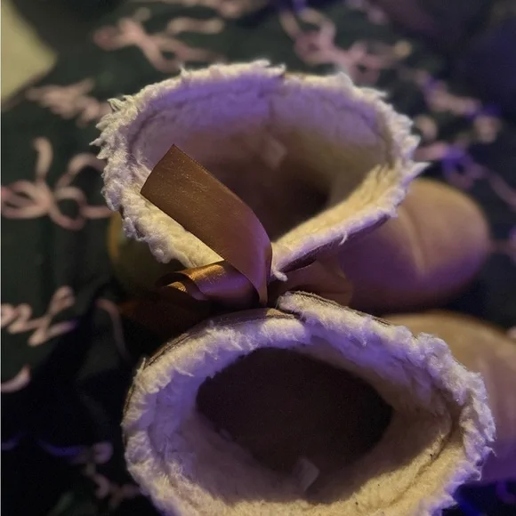 BearPaw Tan Ankle Boots with Ribbon Detail - Picture 4 of 4